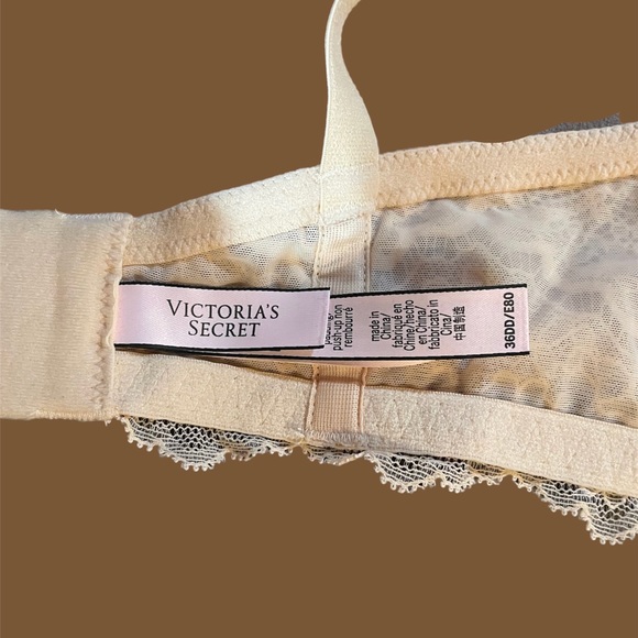 Victoria Secret dream angels push up without padding - Picture 3 of 3